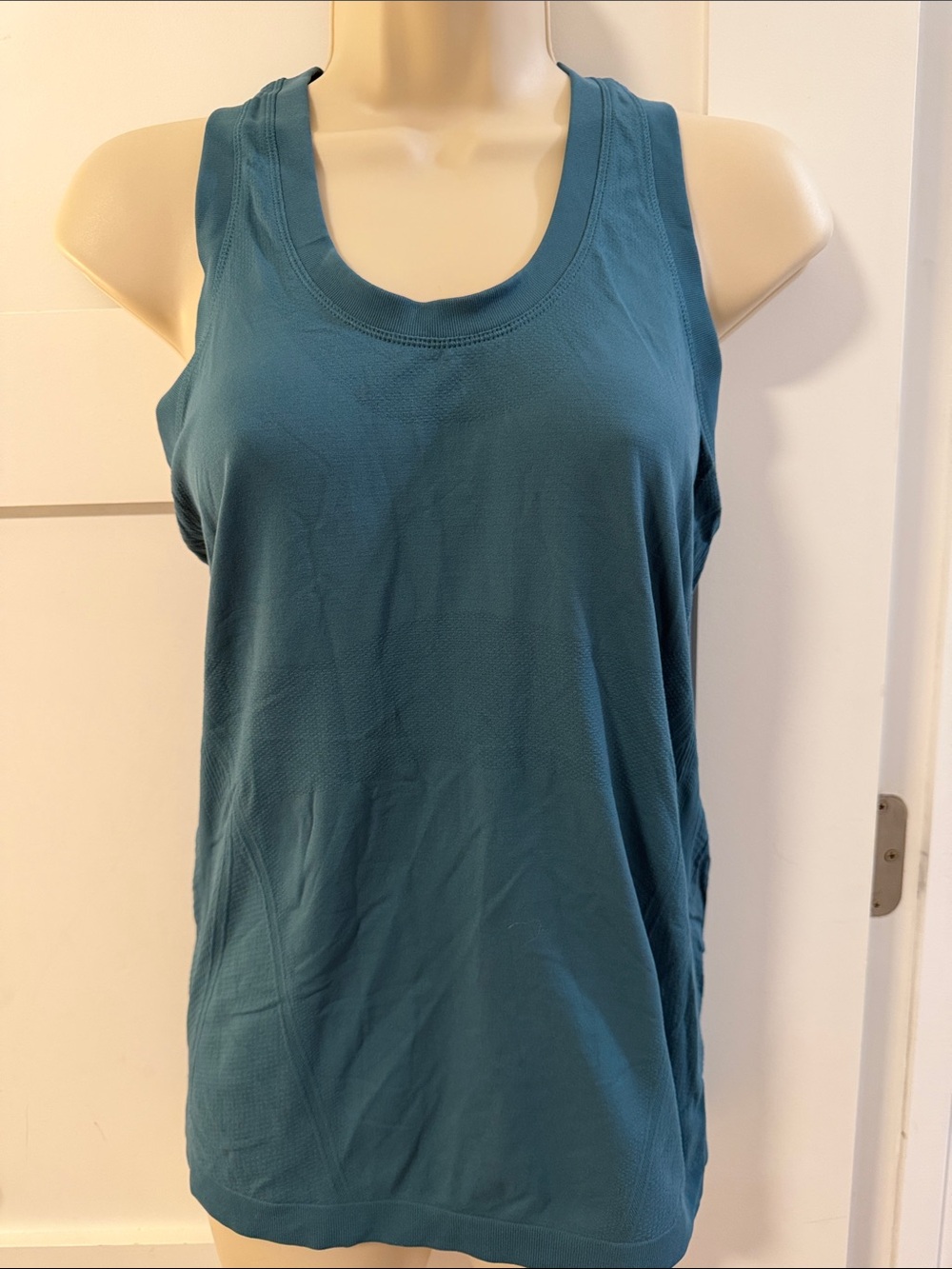 Athleta Momentum Tank - Teal